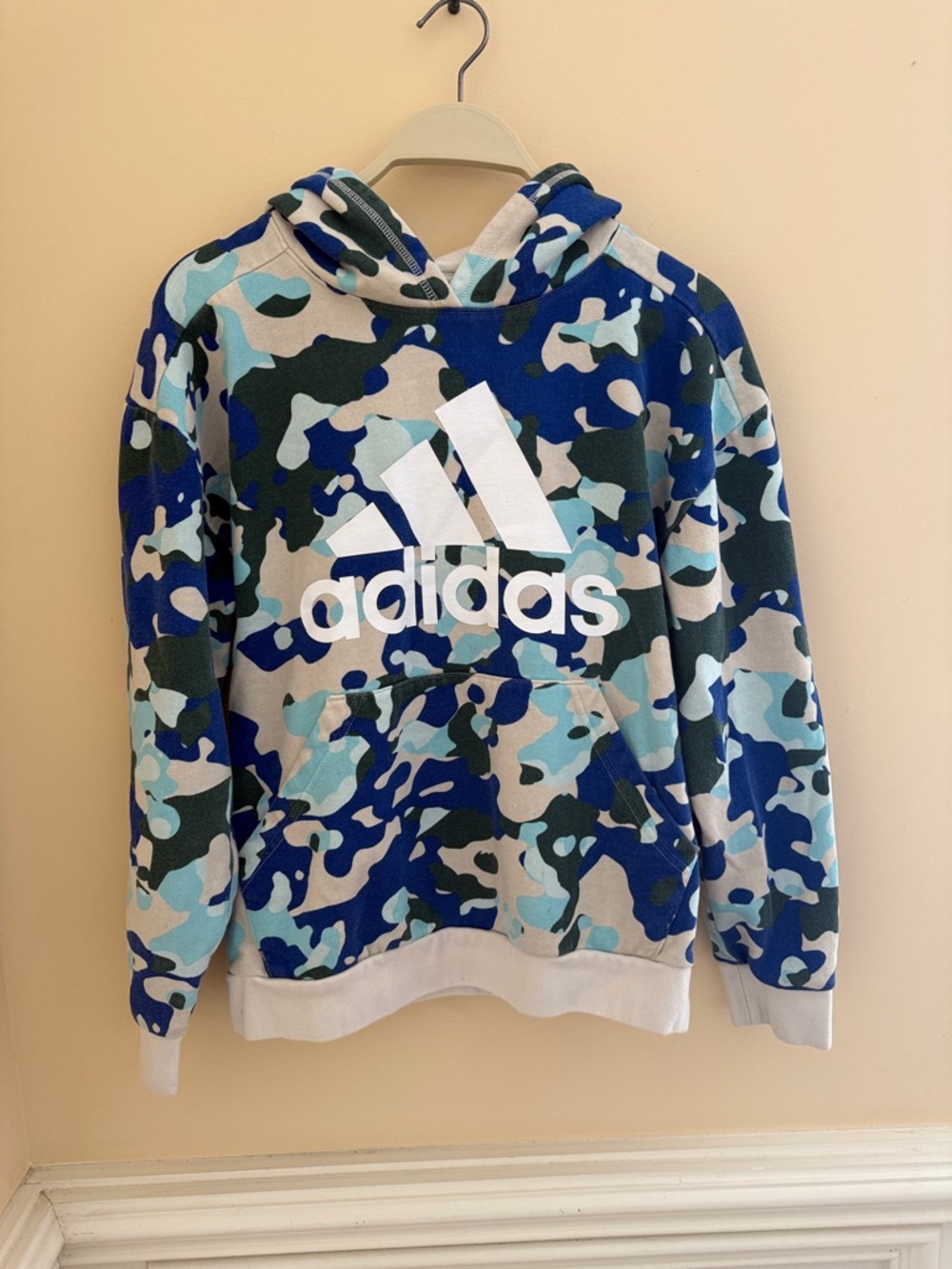 adidas‎ youth Blue & Teal Camo Logo Hoodie L/xl